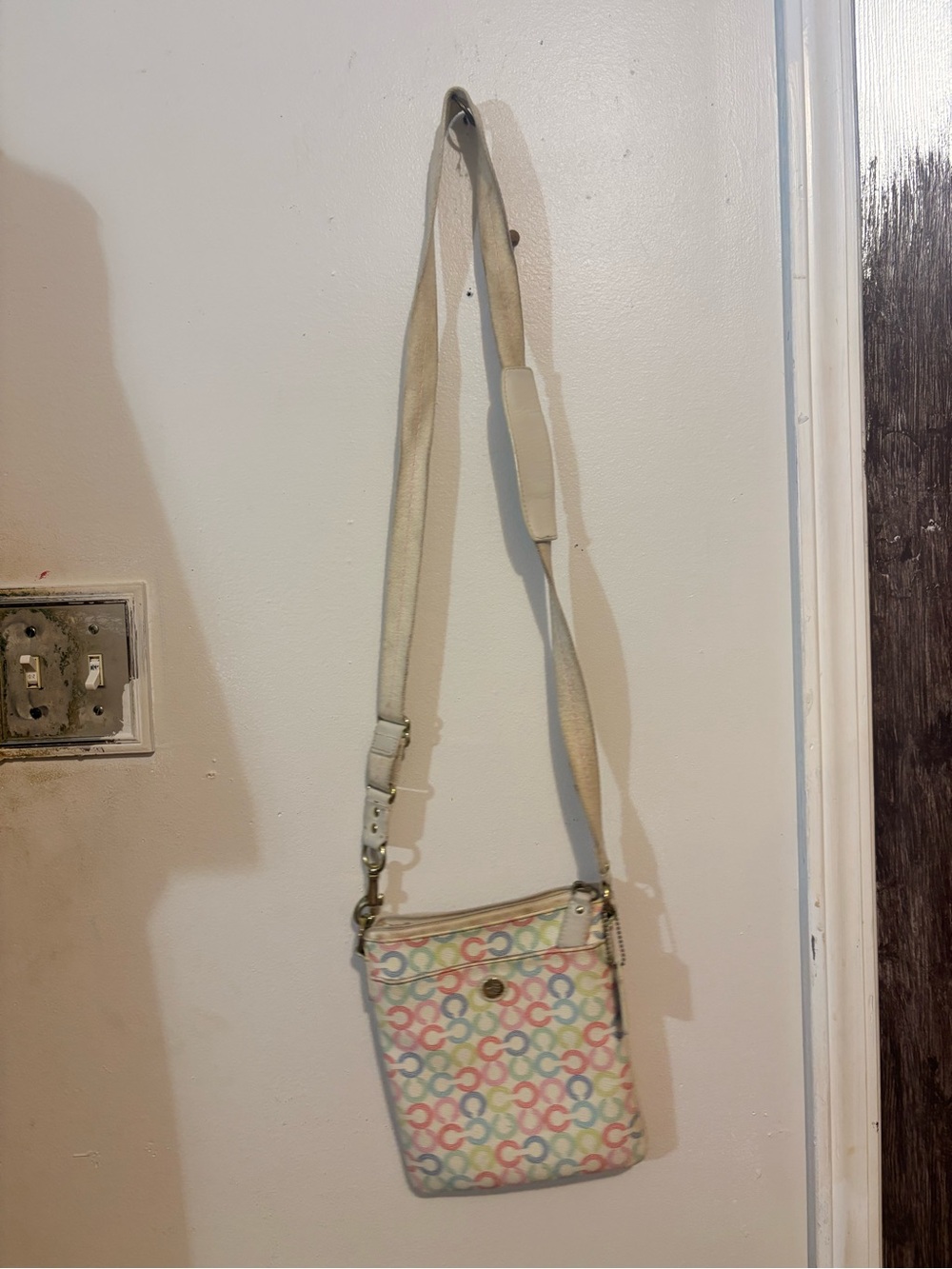 Vintage Coach Signature Multicolor Crossbody Bag - Cream Strap